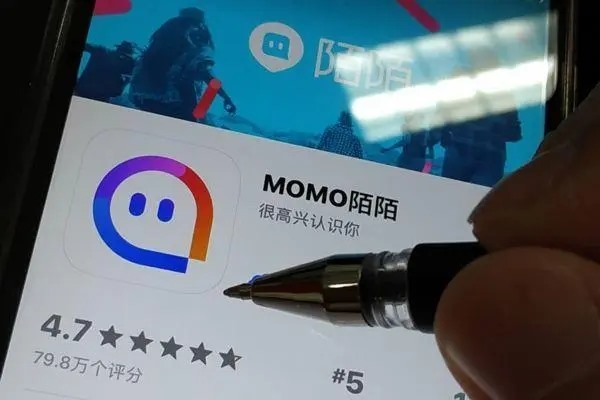 爱聊和陌陌探探同城交友哪个好?